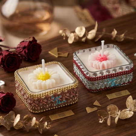 Floral Aura Exclusive Tea Light Candle (Set of 8)